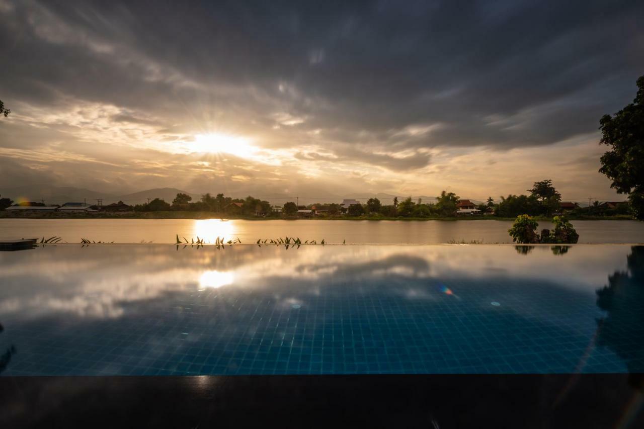 Doi Inthanon Riverside Resort Chom Thong Exteriör bild