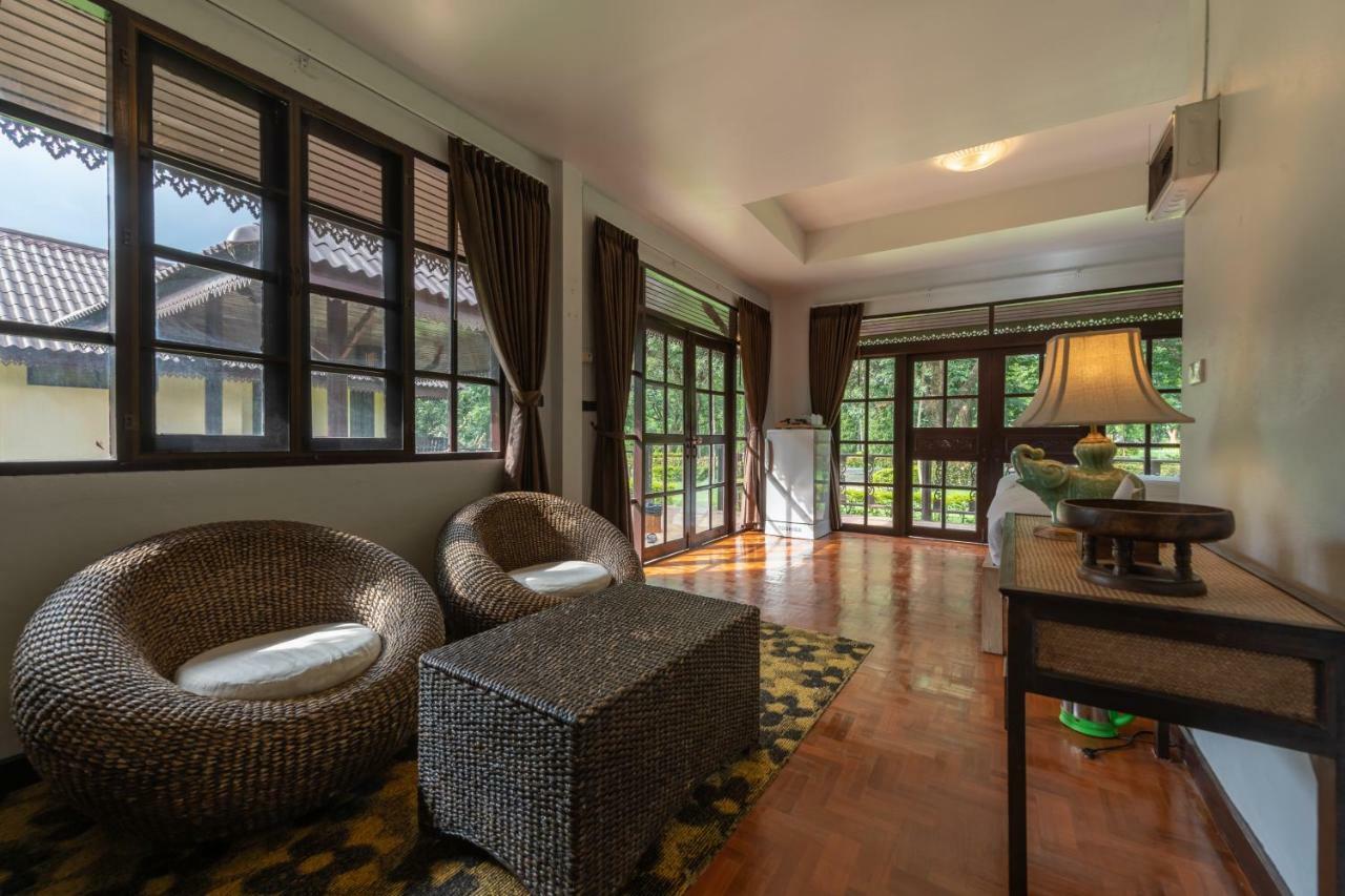 Doi Inthanon Riverside Resort Chom Thong Exteriör bild
