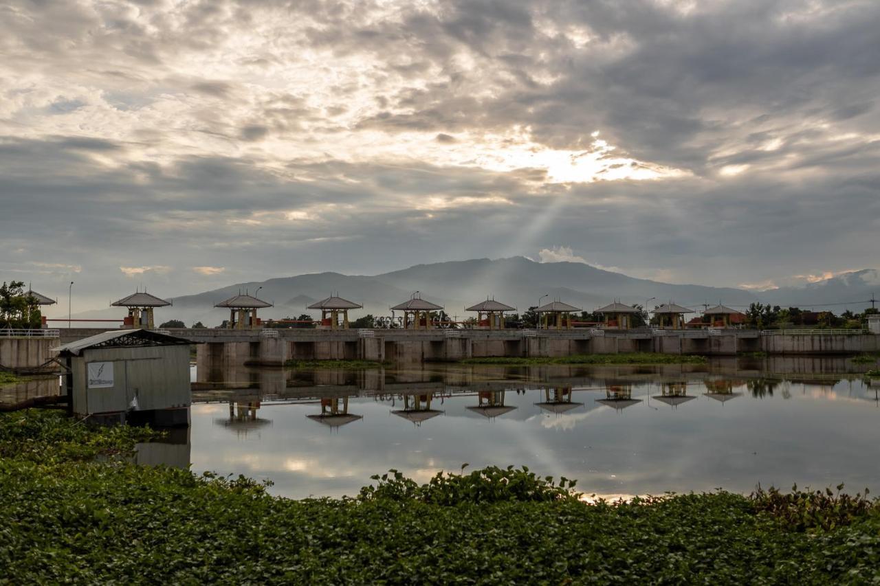 Doi Inthanon Riverside Resort Chom Thong Exteriör bild
